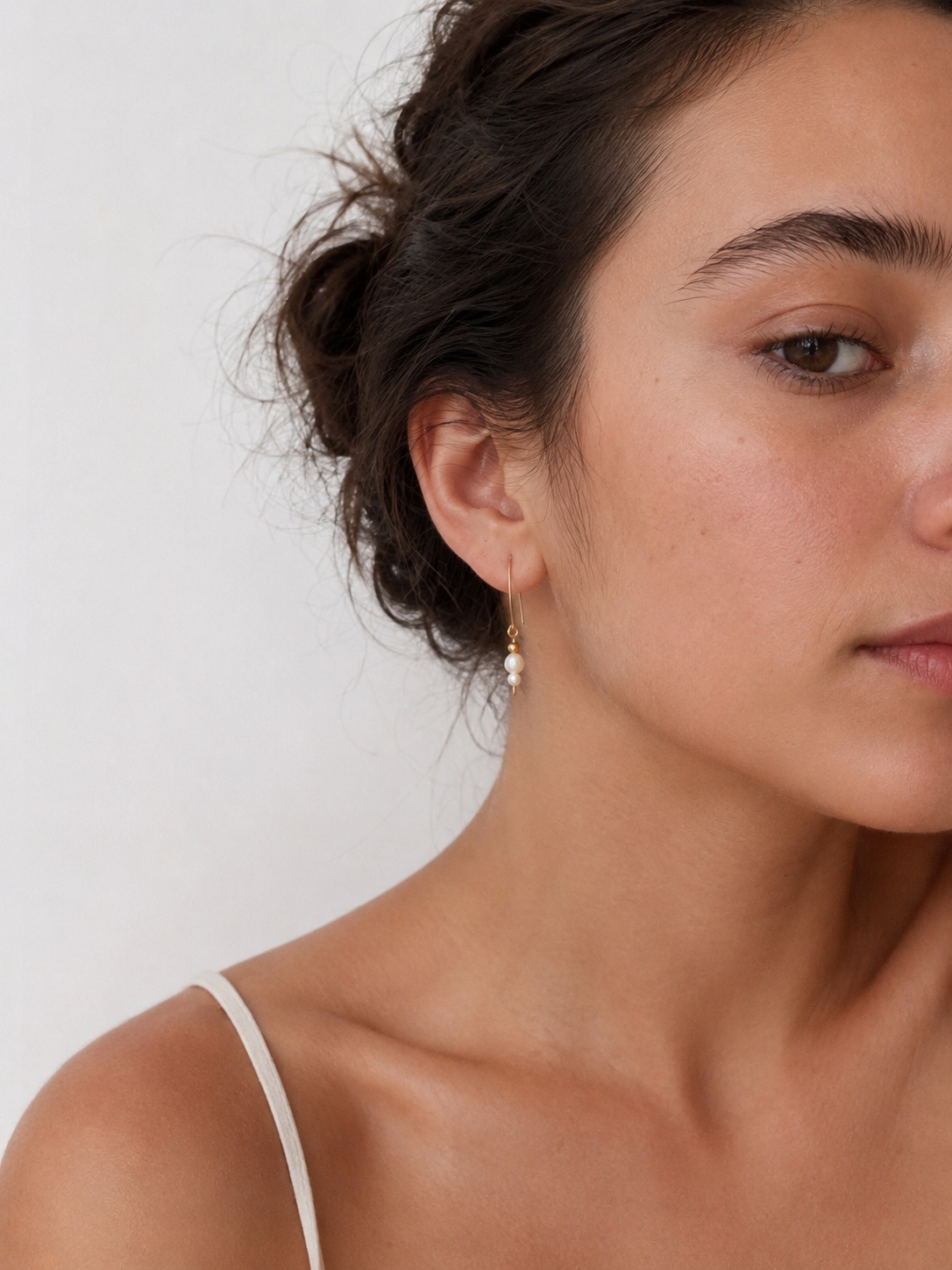 Boucles d'oreilles pendantes perles de culture d'eau douce blanches