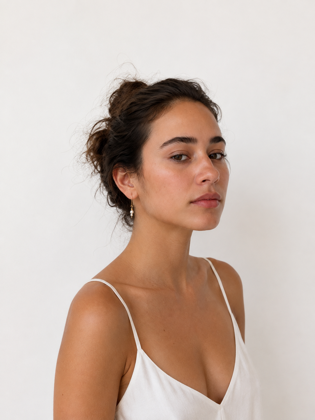 Boucles d'oreilles pendantes perles de culture d'eau douce blanches