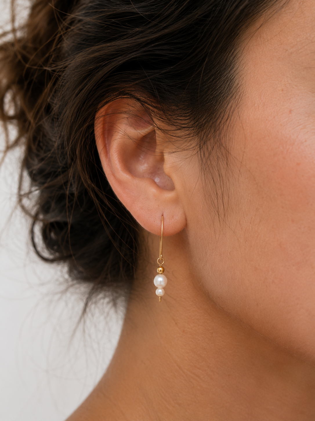 Boucles d'oreilles pendantes perles de culture d'eau douce blanches