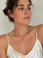 Collier pendentif perle d'eau douce – Perle grise auréolée