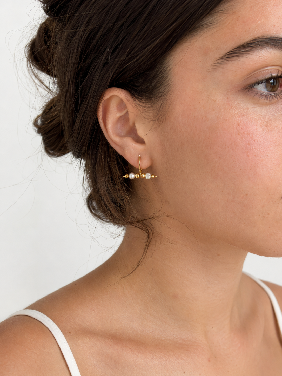 Boucles d'oreilles pendantes baroques perlées
