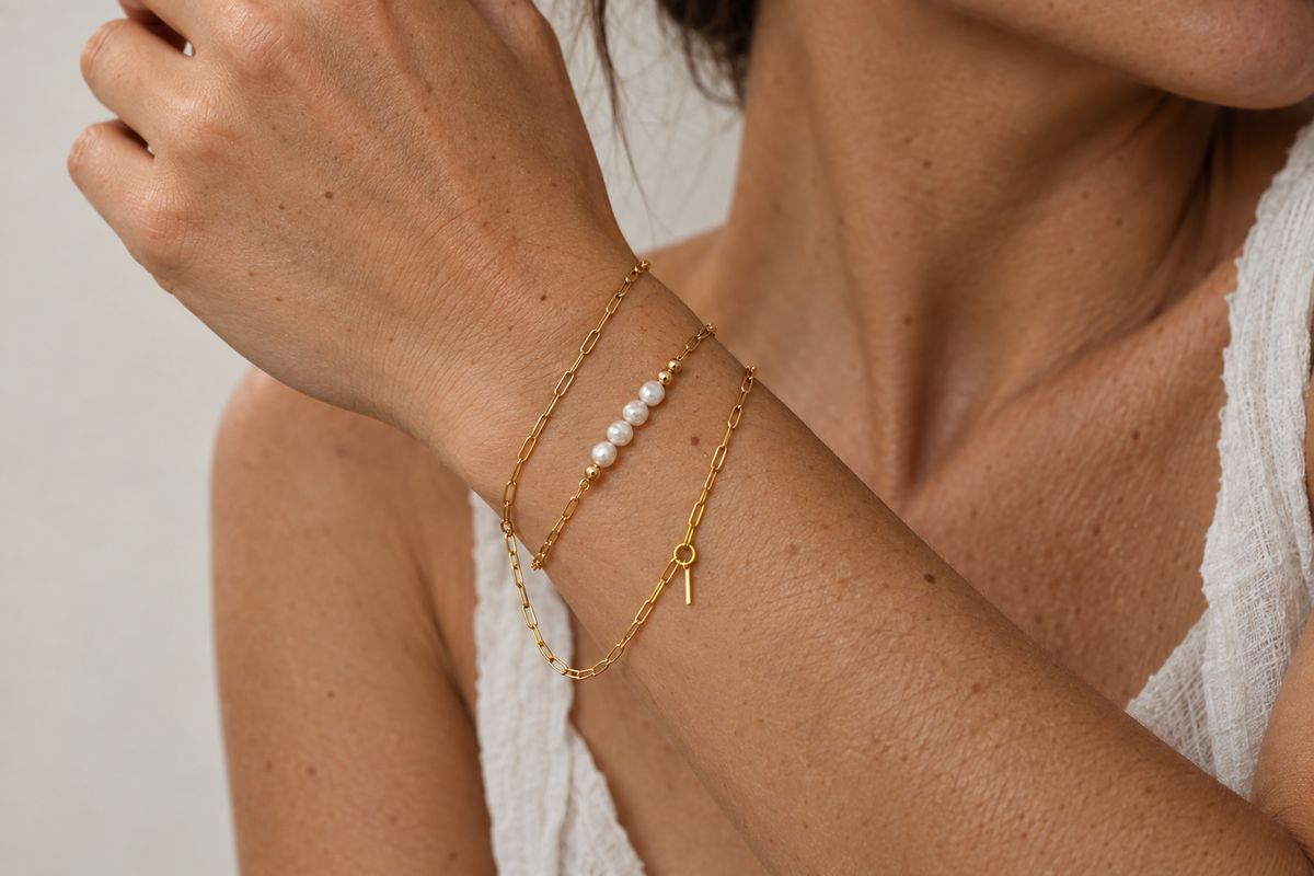 White Baroque Pearl Necklace