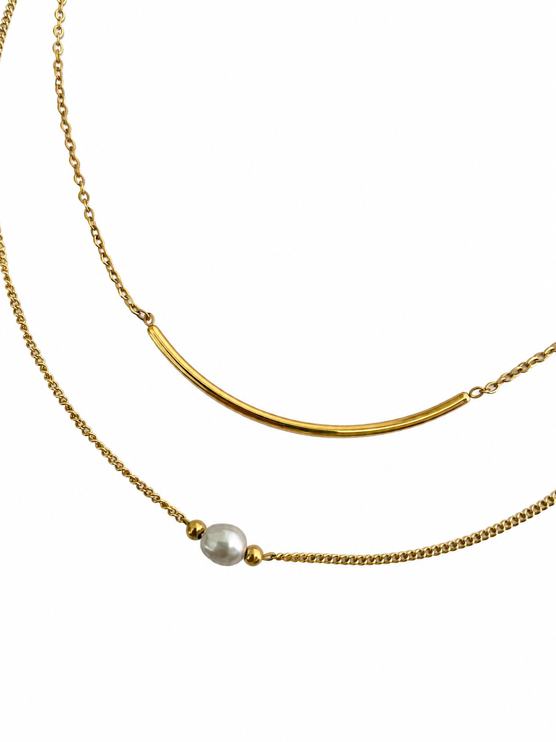 Gold layered necklace with a curved arc detail and 6 mm oval grey cultured freshwater pearl.