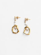Pair of sculptural gold organic droplet earrings with 4 mm white baroque freshwater pearls.